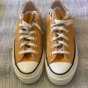 Converse Chuck Taylor Women’s 8